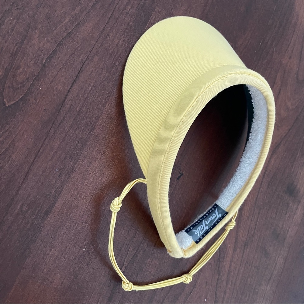 Vintage Wilmington Country Club Visor Yellow Fabric 80s Terrycloth Preppy Golf - Picture 7 of 13